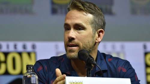 Stoned alone : Ryan Reynolds développe un pastiche de Maman, j'ai raté l'avion