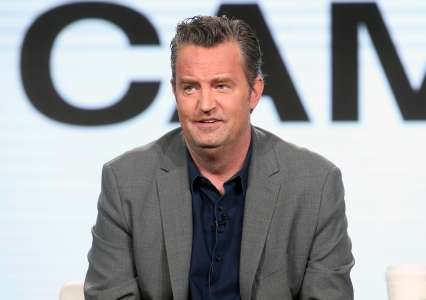 5 personnes inculpées en lien avec la mort de Matthew Perry – National