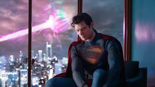 James Gunn annonce la fin du tournage de « Superman » avec une nouvelle photo de BTS