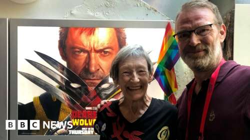 “Mama Wolverine” regarde le nouveau film de Hugh Jackman à Norwich