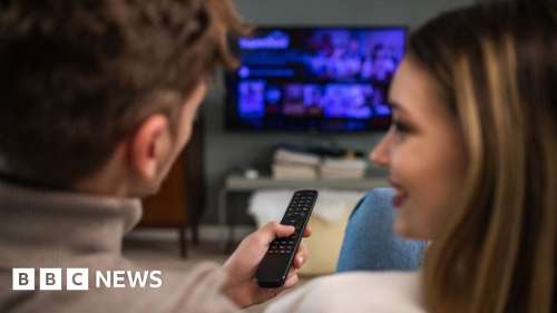 Moins de la moitié des 16-24 ans regardent la télévision traditionnelle, selon l’Ofcom