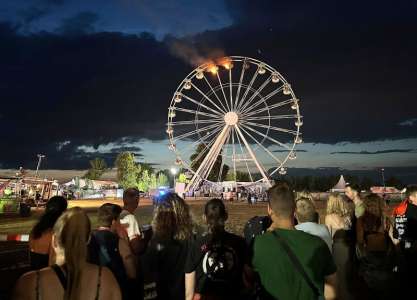 La grande roue prend feu lors d’un festival de musique en Allemagne