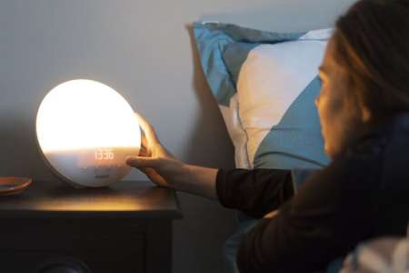 Comment utiliser les lampes de luminothérapie pour mieux dormir – Guide 2024