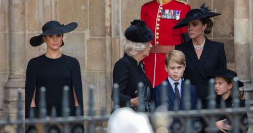 Pourquoi Meghan Markle ne s’est pas tenue près de Kate aux funérailles de Queen’s