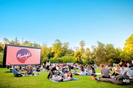 Le parrainage de Moonlight Cinema revient – AdNews