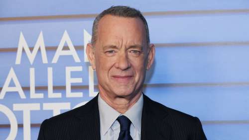 Tom Hanks met en garde contre les publicités pour médicaments créées par l’IA utilisant son image