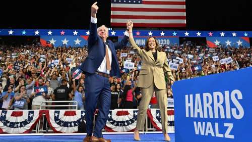 La campagne de Kamala Harris se méfie de transformer le DNC en une production hollywoodienne ; La candidature d’Hillary Clinton laisse une leçon sur…