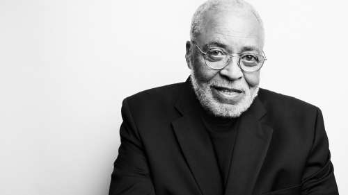 L’acteur James Earl Jones, un baryton bien-aimé, décède à 93 ans : –