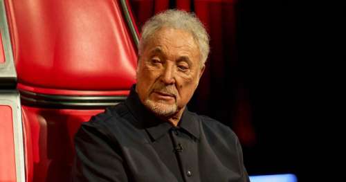 Un candidat de The Voice défend Sir Tom Jones après une révélation surprise