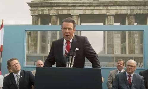 Insider : Pourquoi le film biographique sur « Reagan » est important