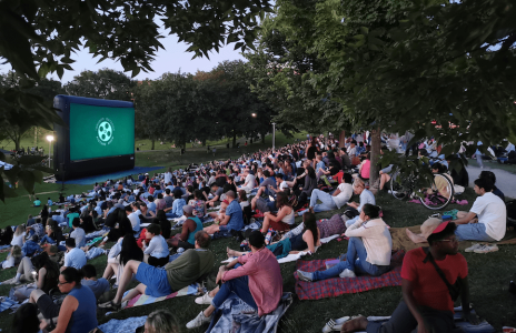 Le Toronto Outdoor Picture Show propose « Ferris Bueller’s Day Off », « Mary Poppins » et « Monstres et Cie » pour le week-end de clôture de la saison 2024 │ Exclamation !