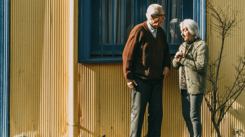 « Mon mari millionnaire m’a obligée à percevoir la sécurité sociale à 62 ans » : une baby-boomer envisage le divorce après que son mari a refusé de lui donner de l’argent