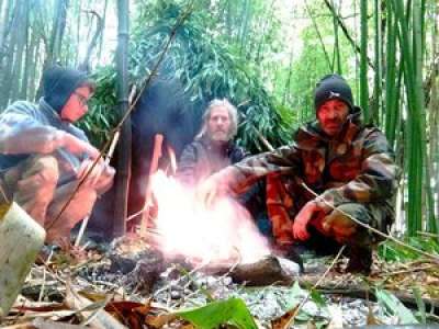 Survivalisme : apprendre à vivre en milieu naturel avec Albi Bivouac