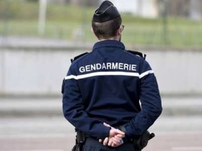 Côtes-d’Armor : un individu appelle le 17 et explique être 