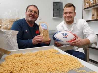 Les pâtes de la coupe du monde de rugby mijotent dans le Lot sous la patte d'un exploitant agricole