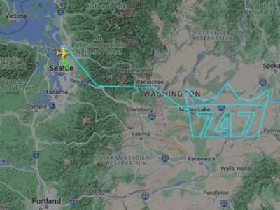 Dernier Boeing 747 : l'impressionnant dessin vu du ciel réalisé par l'équipage, en hommage à cet avion mythique