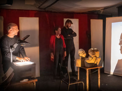 Le Mas-d'Azil :  Le collectif NAPEN met en scène « le droit et la Justice » dans un spectacle d’ombres et de marionnettes