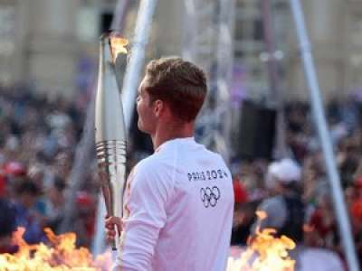 JO de Paris 2024 : pourquoi le feu ne s’éteint-il jamais ? Que deviennent les torches une fois utilisées ? 5 questions sur la flamme olympique