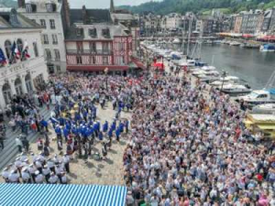 Rassemblement de marinières : 24 heures après avoir pulvérisé le record, Pentecôtavic perd déjà sa couronne de champion du monde