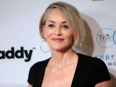 Sharon Stone : la star américaine blessée à l’œil, elle rassure ses fans après avoir publié une photo de son cocard