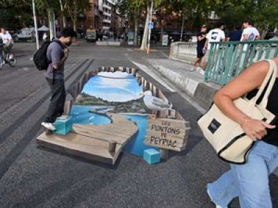 Toulouse : c’est quoi ces fresques en 3D sur la place Saint-Pierre ?