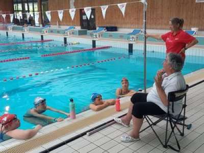 Natation synchronisée : à 87 ans, Jacqueline reprend le chemin de la piscine de Montauban