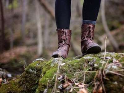 Une randonneuse coincée pendant 7 heures suspendue par les pieds entre deux rochers après avoir tenté de récupérer son téléphone dans une crevasse