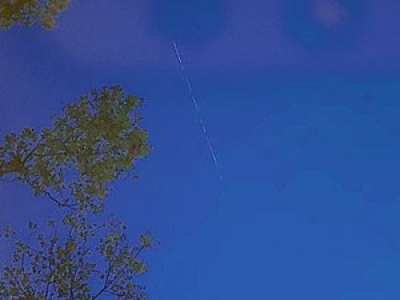 Quelle est cette étrange traînée blanche aperçue dans le ciel ce dimanche ?