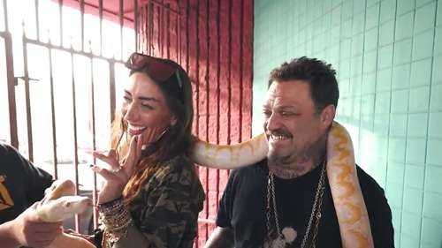 Bam Margera fait face à la célèbre peur des serpents dans le nouveau segment « MadHouse »