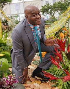 Ainsley Harriott partage une mise à jour sur sa sœur après qu’elle soit tombée dans l’eau au Chelsea Flower Show