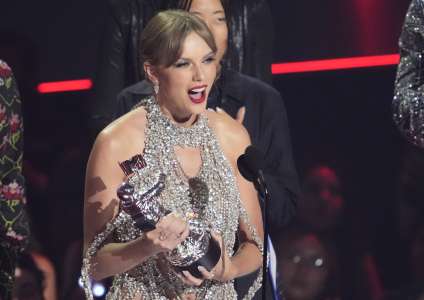 Taylor Swift fait une grande annonce après sa victoire record aux VMA