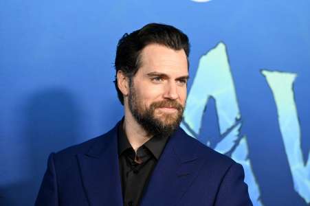 L’acteur de “Superman” Henry Cavill confirme qu’il a enfin raccroché sa cape