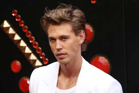 Austin Butler a fait fondre votre dessert préféré pour prendre du poids pour “Elvis”