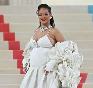 Rihanna partage les différences de grossesse avec le bébé n ° 2