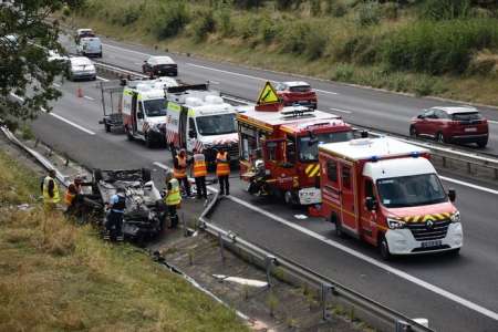 Un mort et deux enfants héliportés après un accident sur l'A71 dans l'Allier