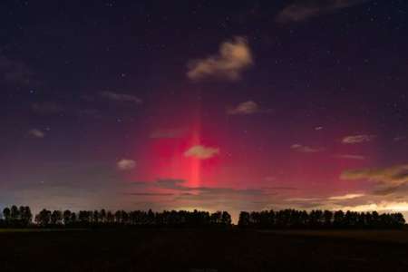 Insolite					De nombreuses aurores boréales dans le ciel français après une tempête solaire