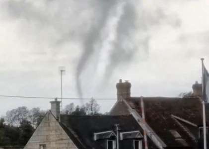 En images	            Une tornade fait 