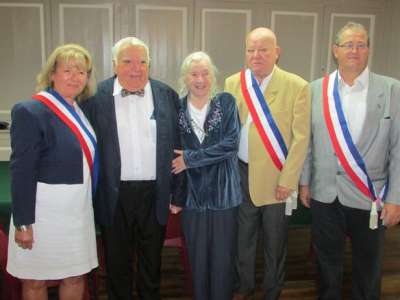 Anniversaire	            Henri et Liliane ont fêté leurs noces de diamant à Rezay