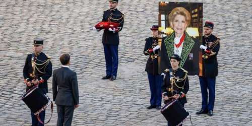 A l’hommage d’Hélène Carrère d’Encausse, le président et l’Immortelle