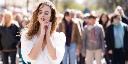 Festival de Cannes : dans « Moi aussi », Judith Godrèche dévoile mille visages de victimes de violences sexuelles