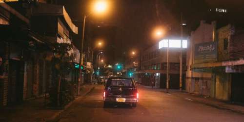 « Anhell69 » : Theo Montoya signe un film cimetière sur une jeunesse colombienne côtoyant la mort