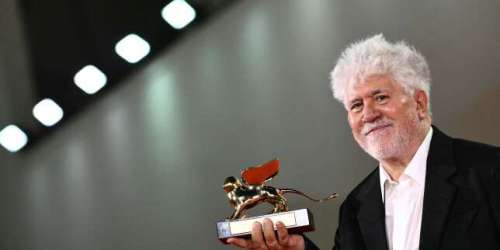 Pedro Almodovar remporte le Lion d’or à la Mostra de Venise pour « La Chambre d’à côté »