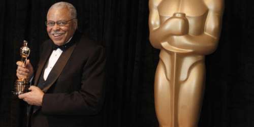 La mort de James Earl Jones, acteur aux talents multiples et voix mythique de Dark Vador dans « Star Wars »