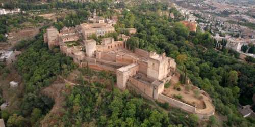 « Alhambra, le trésor du dernier sultanat d’Espagne », sur Arte : splendeur, déclin et renaissance d’un « joyau de l’art islamique »