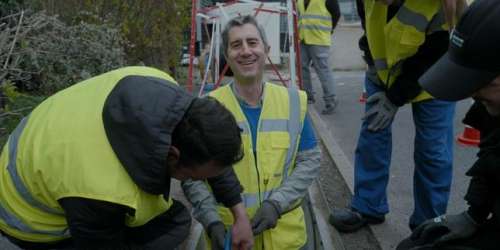 « Au boulot ! » : François Ruffin et Gilles Perret filment le tour de France prolétaire d’une Cruella BCBG