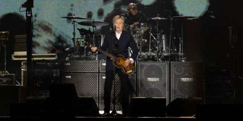 Paul McCartney, en concert au Paris La Défense Arena, a plutôt belle allure