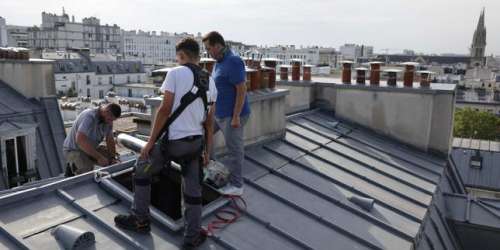 La « culture foraine » et le savoir-faire des couvreurs zingueurs parisiens inscrits au Patrimoine culturel immatériel de l’Unesco