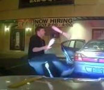 Un automobiliste arrêté par police prouve qu'il n'est pas ivre en réalisant quelques jongles (Arkansas)