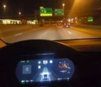 Il reproduit le bug de l'autopilot qui a causé la mort d'un propriétaire de Tesla