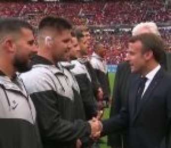 Un joueur de rugby toulousain demande la nationalité française à Emmanuel Macron (Finale Top 14)